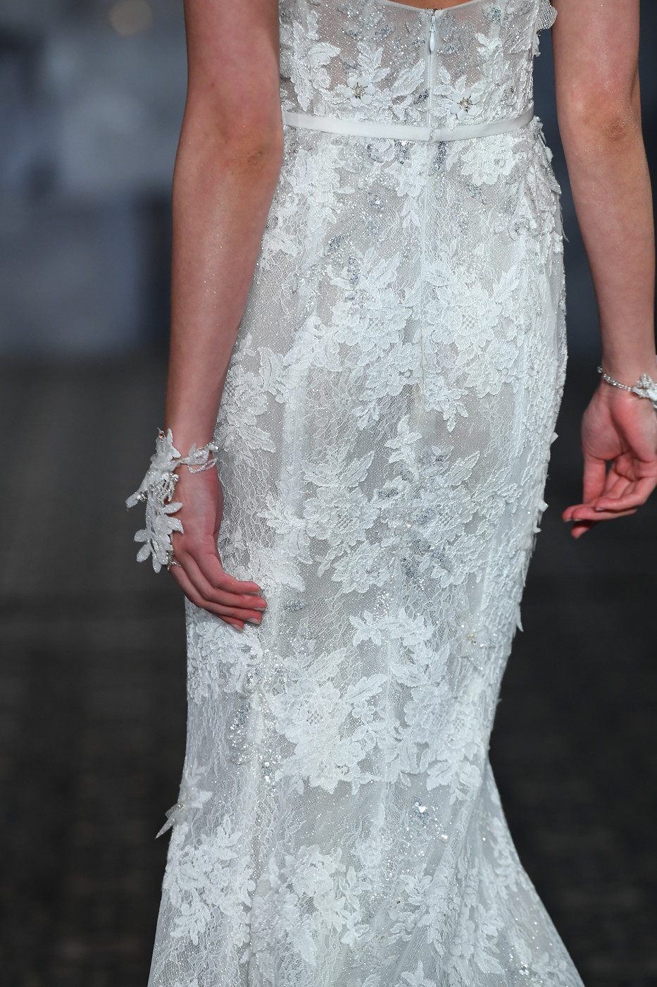 ra_Zwillinger_Bridal_SS19_0145-vi.jpg